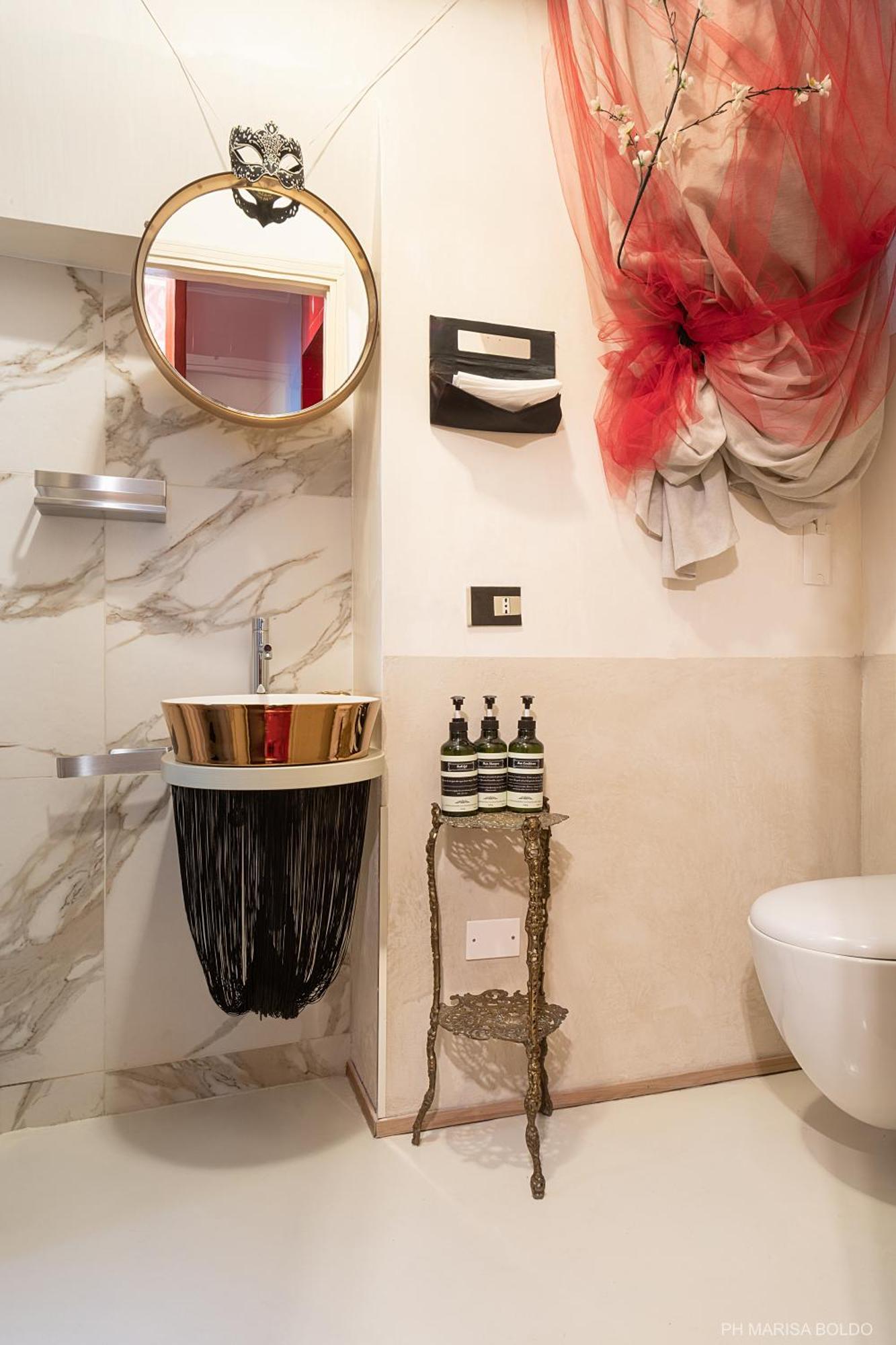 Billie'S Flat Red - Art & Design Apt In Verona Historic Centre Екстер'єр фото